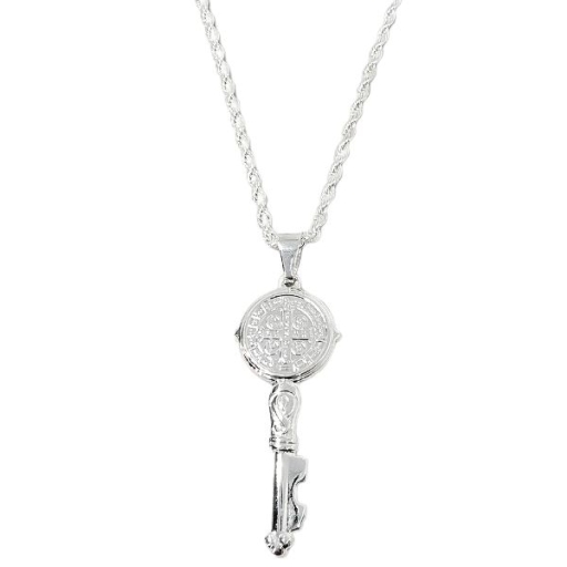 Conjunto Cadena Turbillón 3mm 45cm y Dije Llave San Benito Alt: 58mm incl. drop de acero blanco