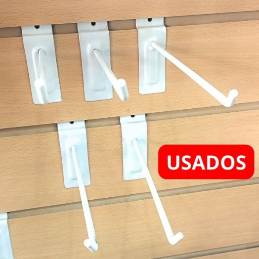 Ganchos blisteros de 21CM USADOS para panel ranurado color blanco