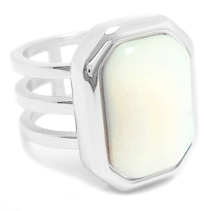 Anillo triple con piedra octagonal nácar de acero quirúrgico